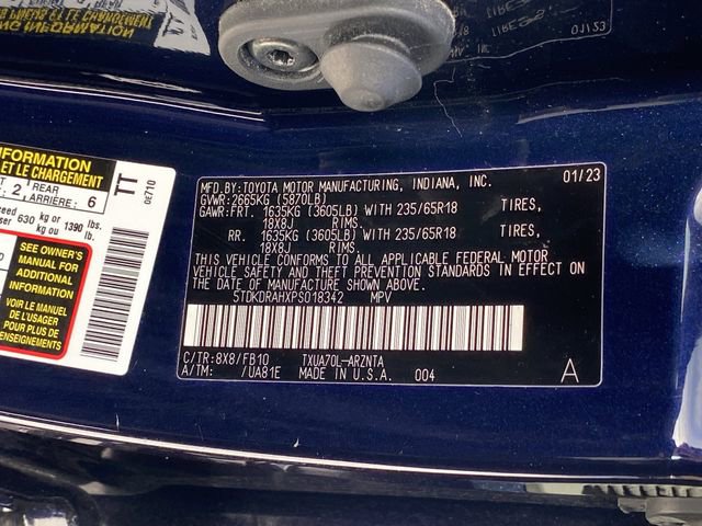 Used 2023 Toyota Highlander LE FWD image 34