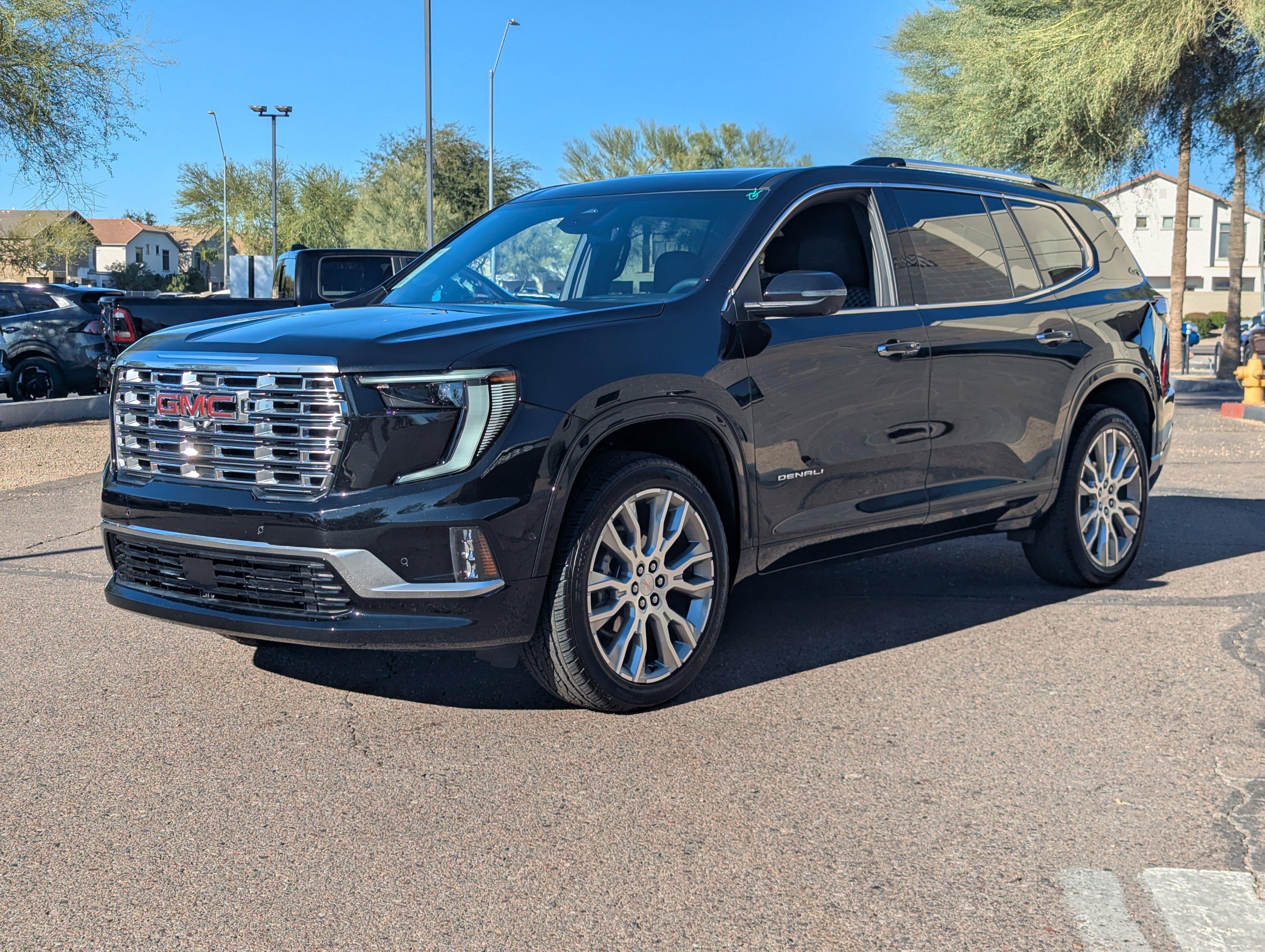 Used 2025 GMC Acadia Denali w/ Super Cruise Package image 6