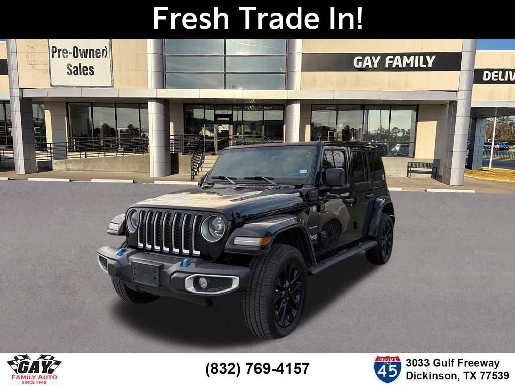Used 2023 Jeep Wrangler Unlimited Sahara w/ Cold Weather Group image 3