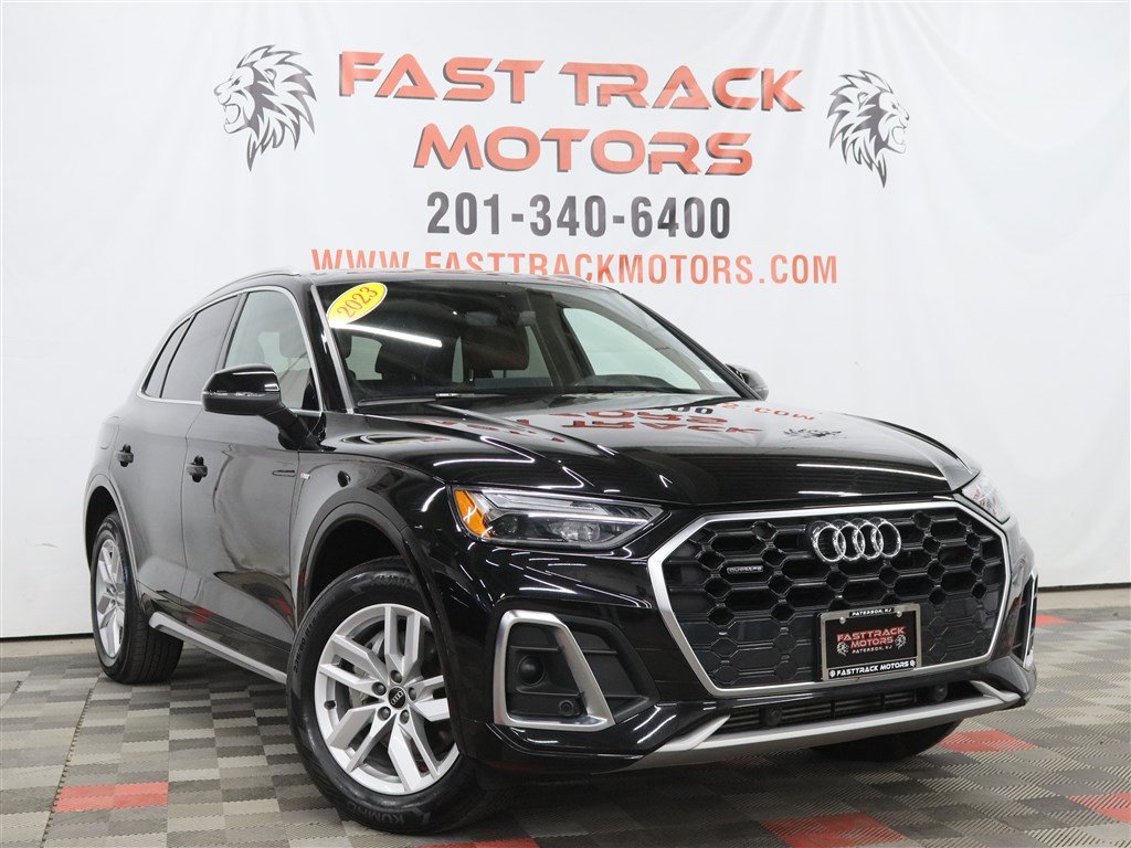Used 2023 Audi Q5 2.0T Premium w/ Convenience Package AWD/4WD image 3