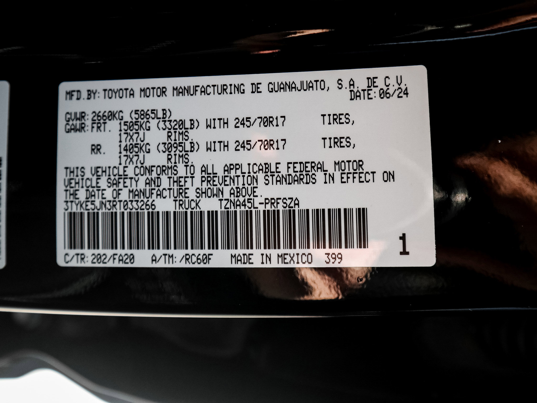 Used 2024 Toyota Tacoma SR AWD/4WD image 34