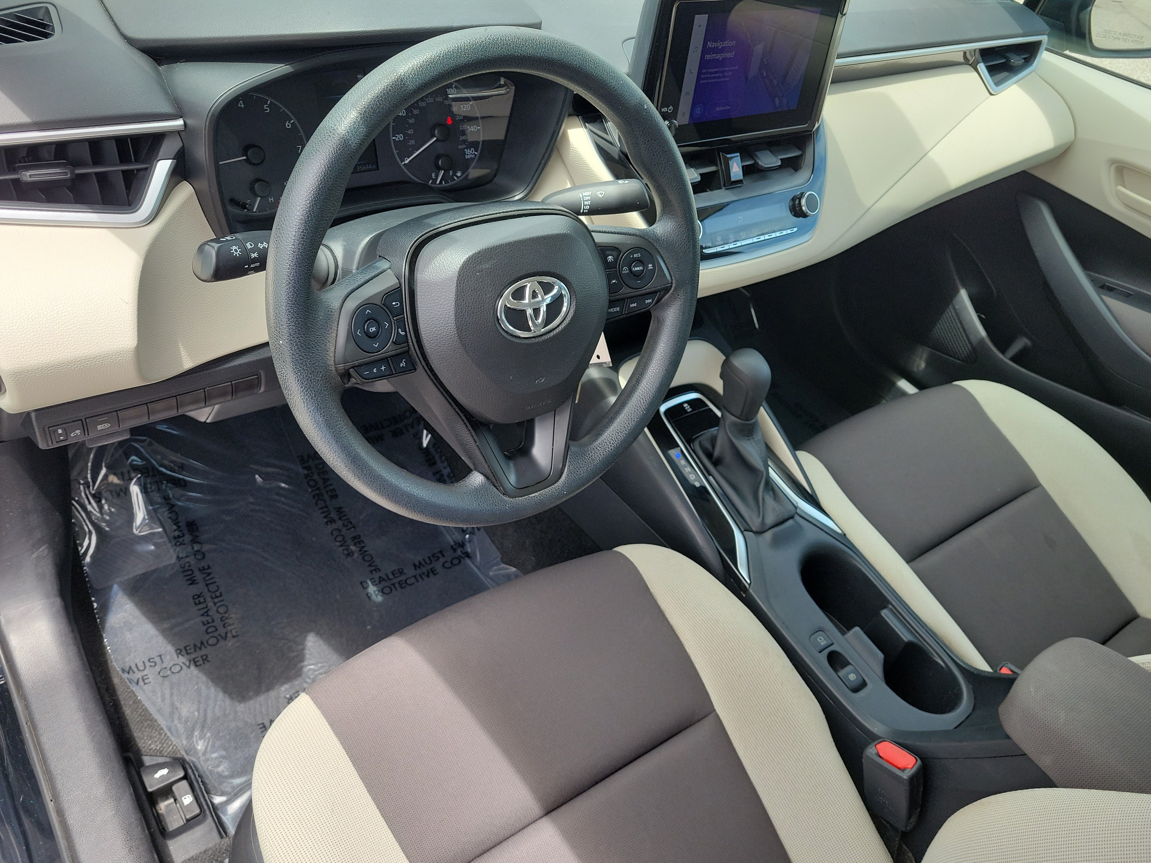 Used 2023 Toyota Corolla LE FWD image 13