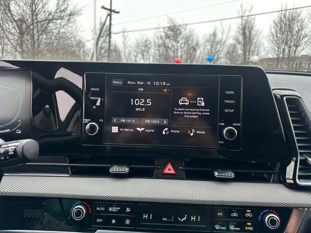 Used 2025 Kia Sportage LX image 35