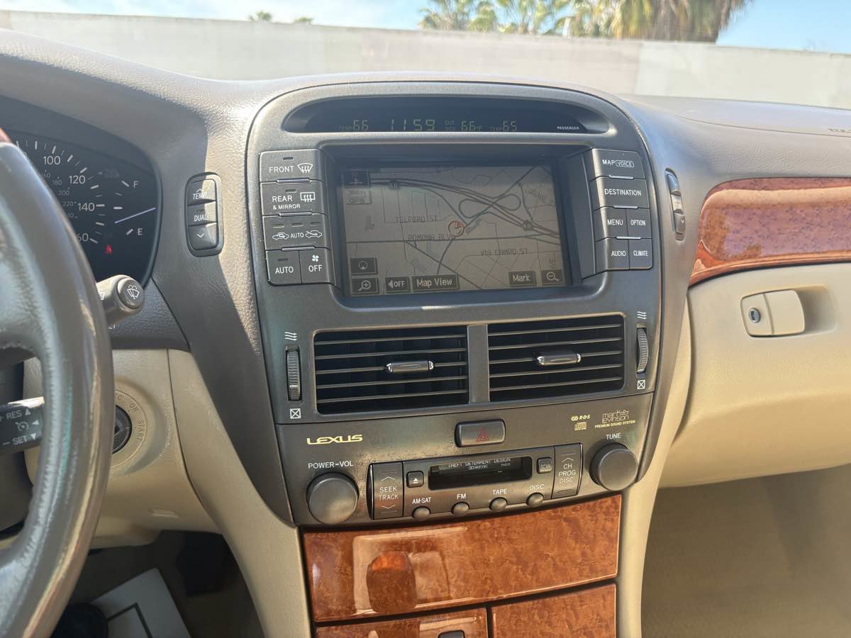 Used 2005 Lexus LS 430 image 40