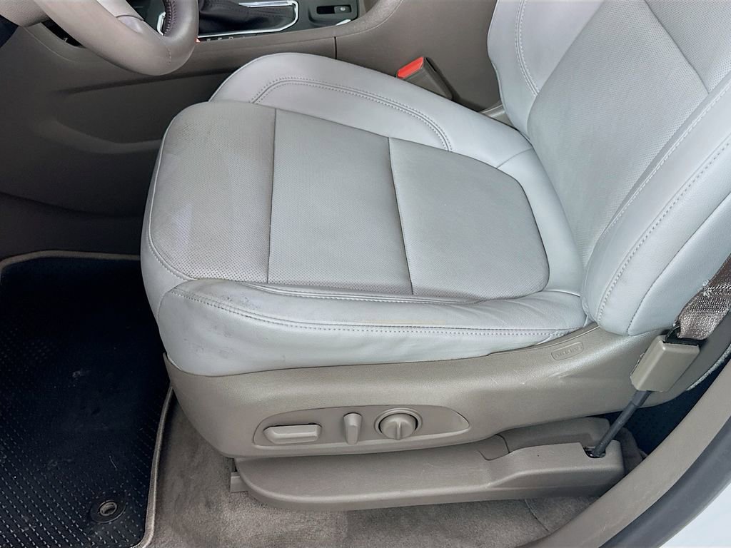 Used 2021 Chevrolet Traverse Premier w/ LPO, Cargo Package image 20