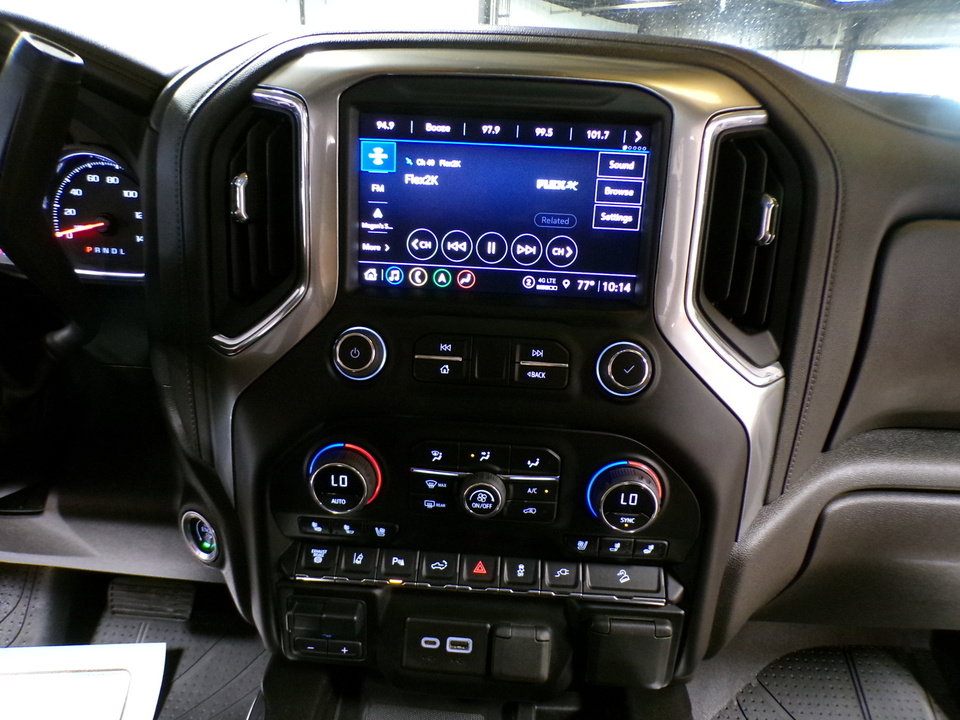 Used 2023 Chevrolet Silverado 2500 LTZ w/ LTZ Plus Package image 16