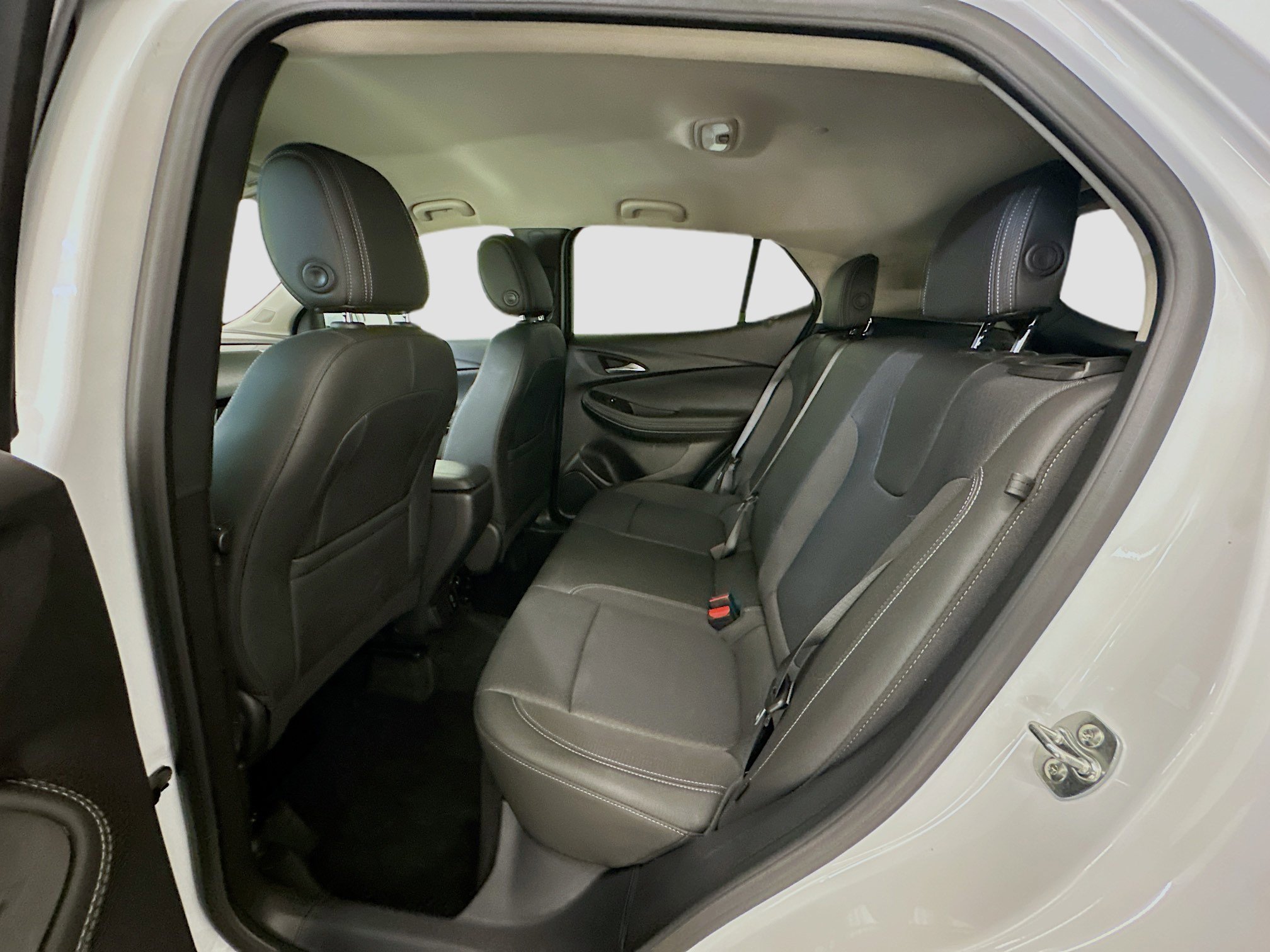 Used 2025 Buick Encore GX Preferred image 29