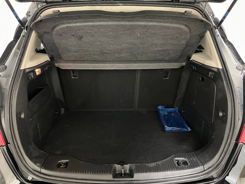 Certified 2022 Buick Encore Preferred w/ Safety Package II image 43