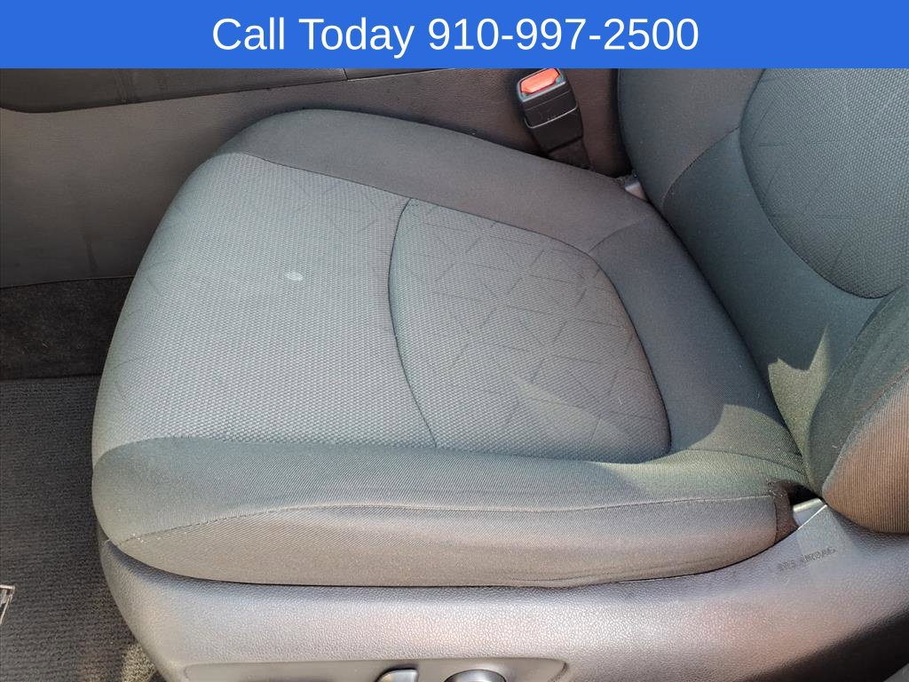 Used 2024 Toyota RAV4 XLE FWD image 10