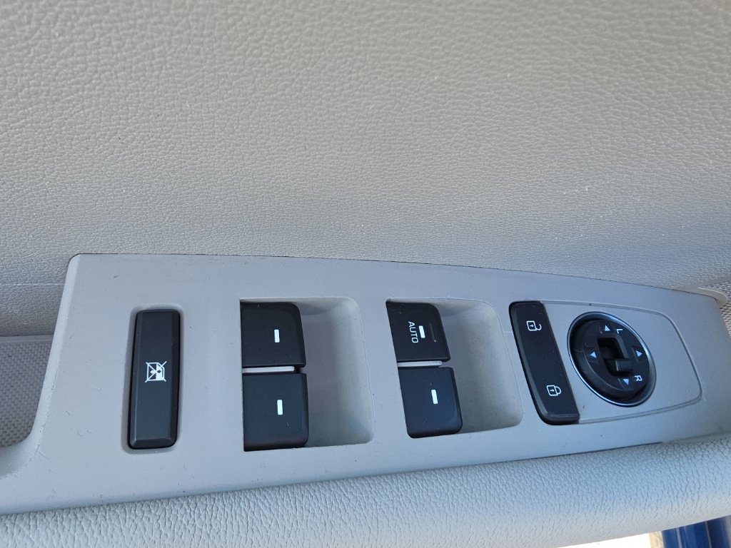 Used 2016 Hyundai Sonata SE FWD image 12