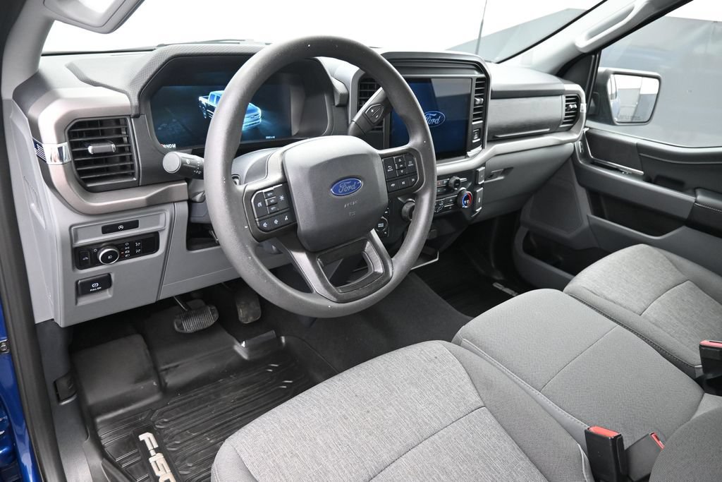 Used 2025 Ford F150 XLT AWD/4WD image 12