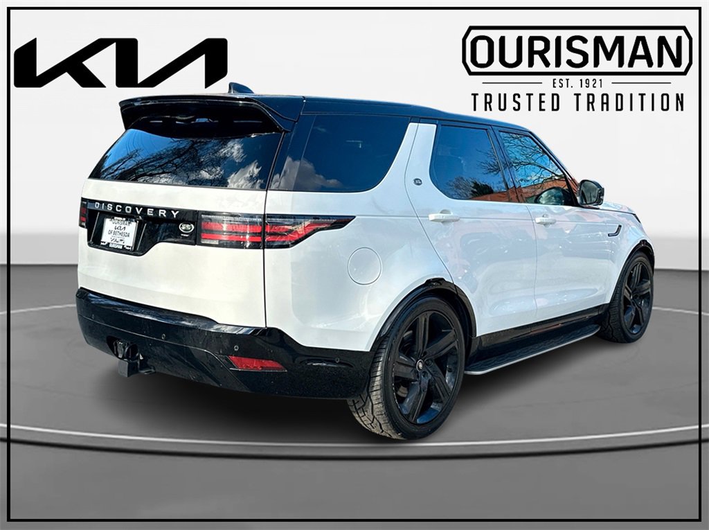Used 2023 Land Rover Discovery Metropolitan Edition image 4