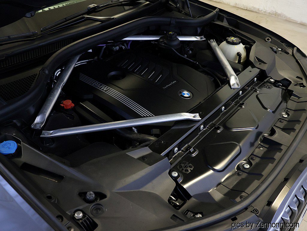 Used 2021 BMW X7 xDrive40i w/ M Sport Package image 40