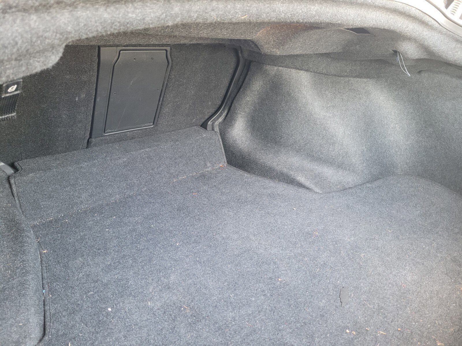 Used 2015 INFINITI Q50 Premium w/ Deluxe Touring Package image 32