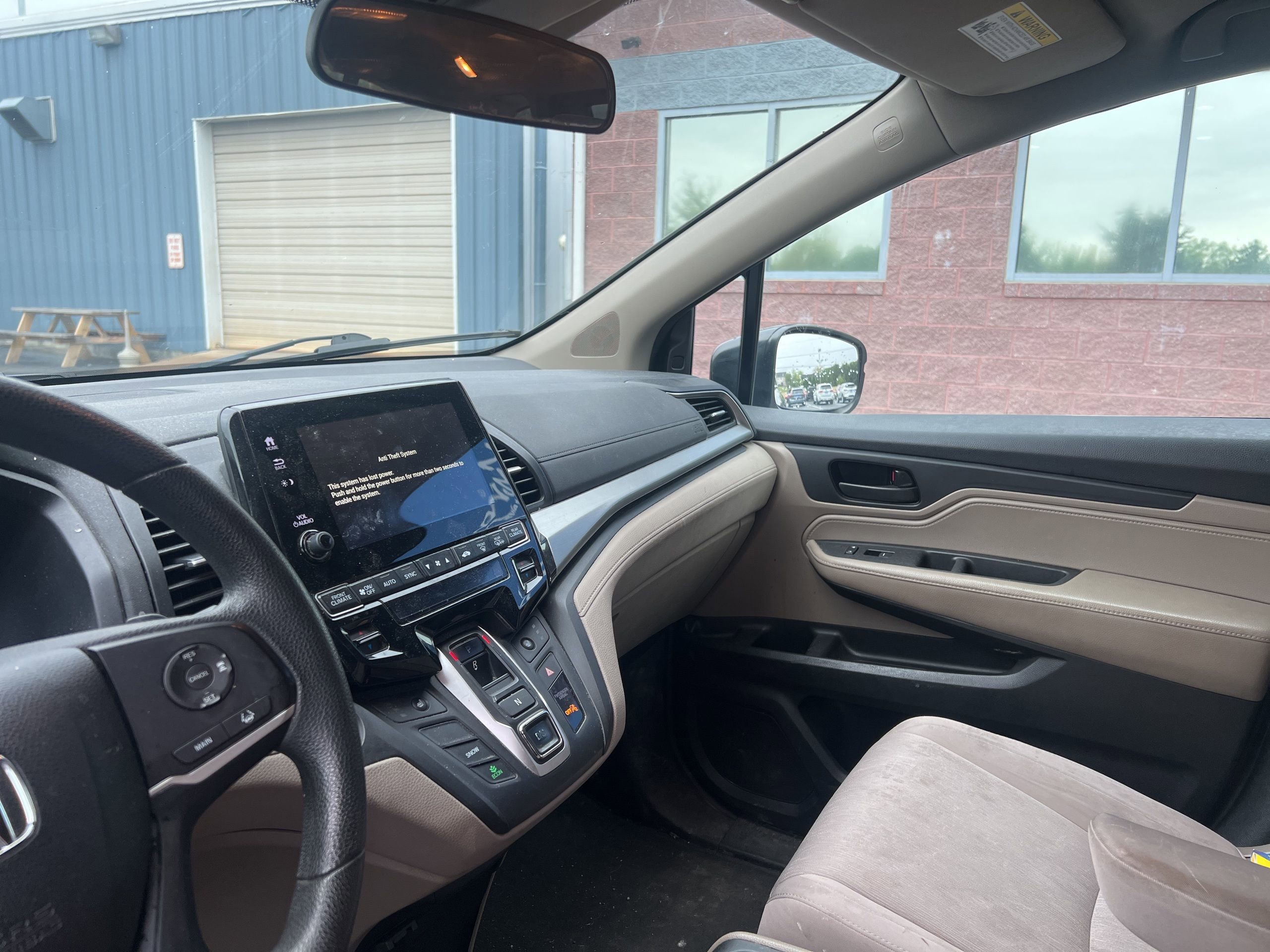Used 2018 Honda Odyssey EX image 10