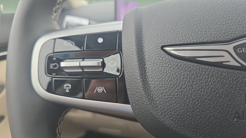 New 2026 Genesis GV70 2.5T Advanced AWD/4WD image 25
