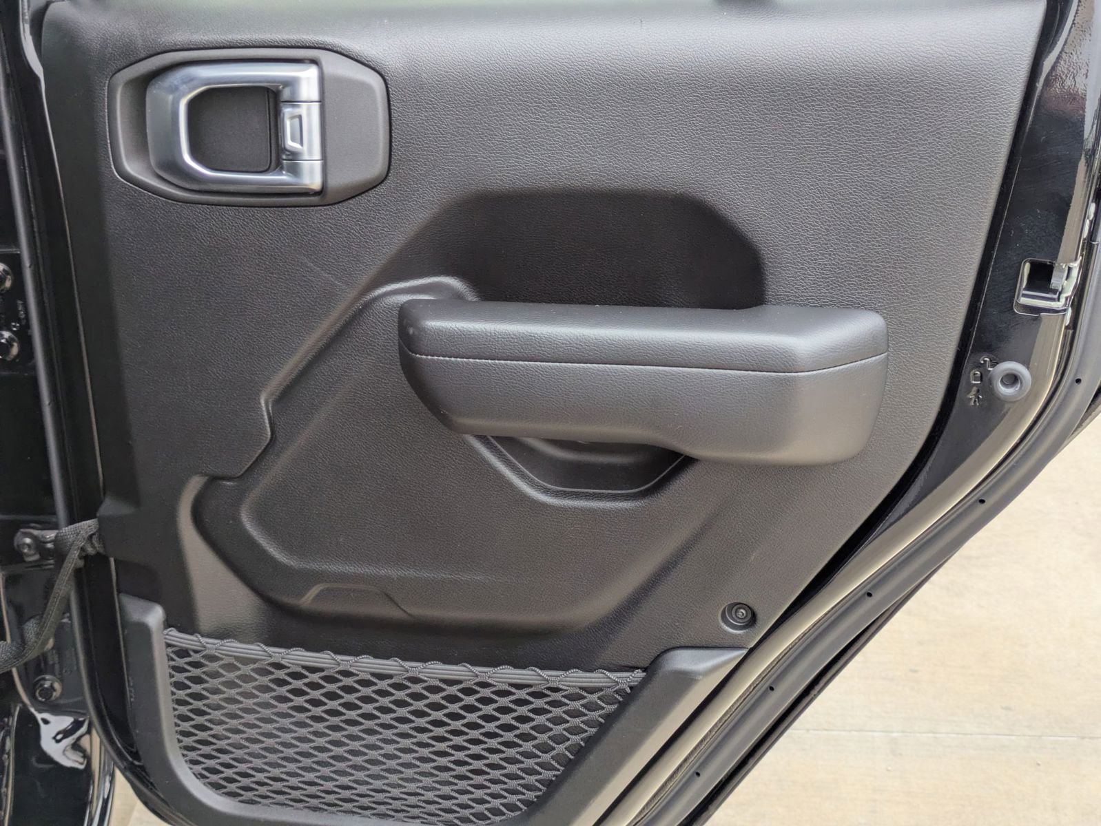 Used 2021 Jeep Wrangler Unlimited Sport image 25