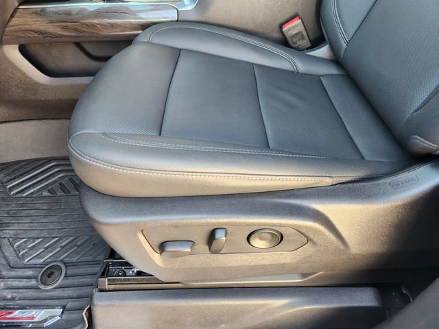 Used 2024 Chevrolet Silverado 1500 LTZ w/ Z71 Off-Road Package AWD/4WD image 25