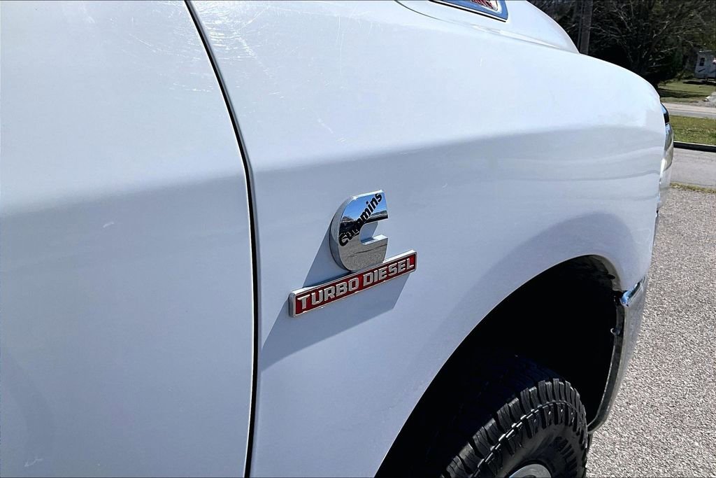 Used 2024 RAM 3500 Tradesman w/ Chrome Appearance Group image 11