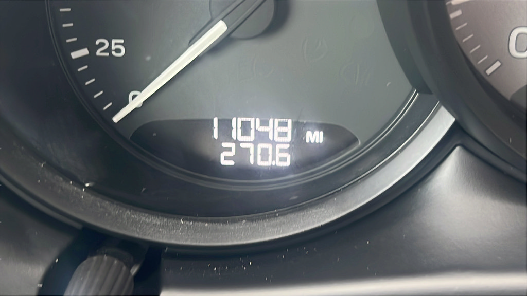 Certified 2025 Porsche Macan S AWD/4WD image 31