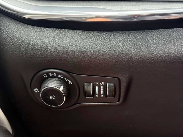 Certified 2023 Jeep Compass Limited w/ Elite Group AWD/4WD image 22