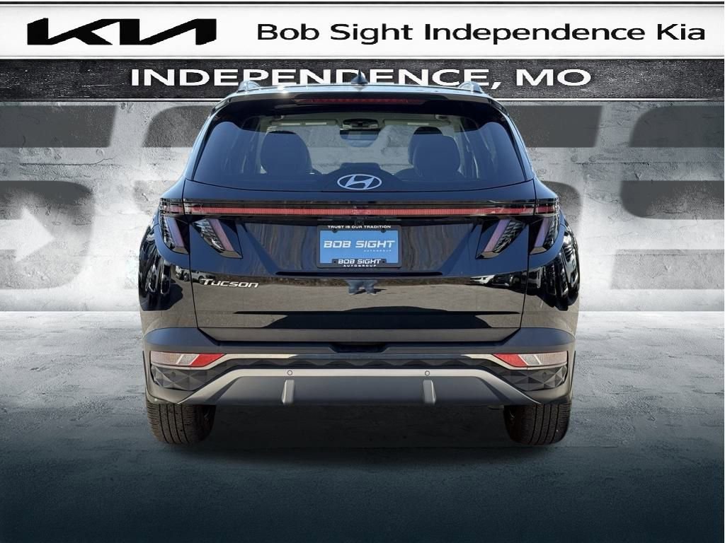 Used 2023 Hyundai Tucson Limited w/ Cargo Package image 12