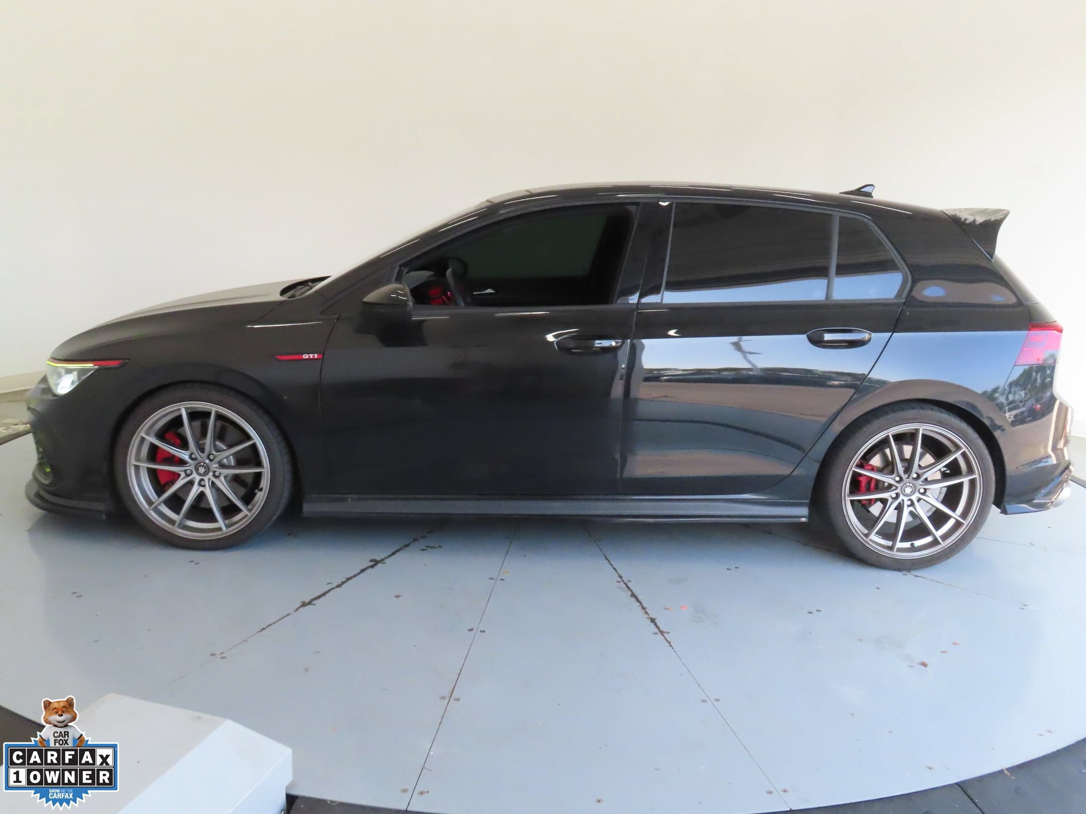 Used 2024 Volkswagen GTI Autobahn FWD image 7