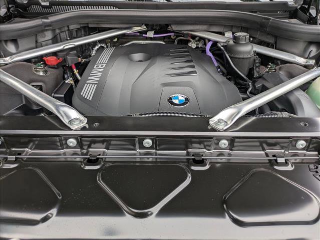 Used 2026 BMW X7 xDrive40i w/ M Sport Package image 19
