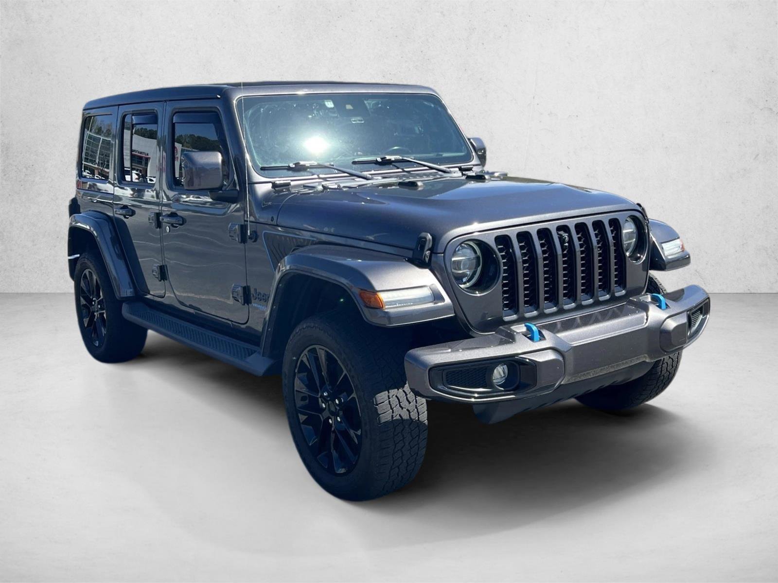 Used 2021 Jeep Wrangler Unlimited Sahara AWD/4WD image 3