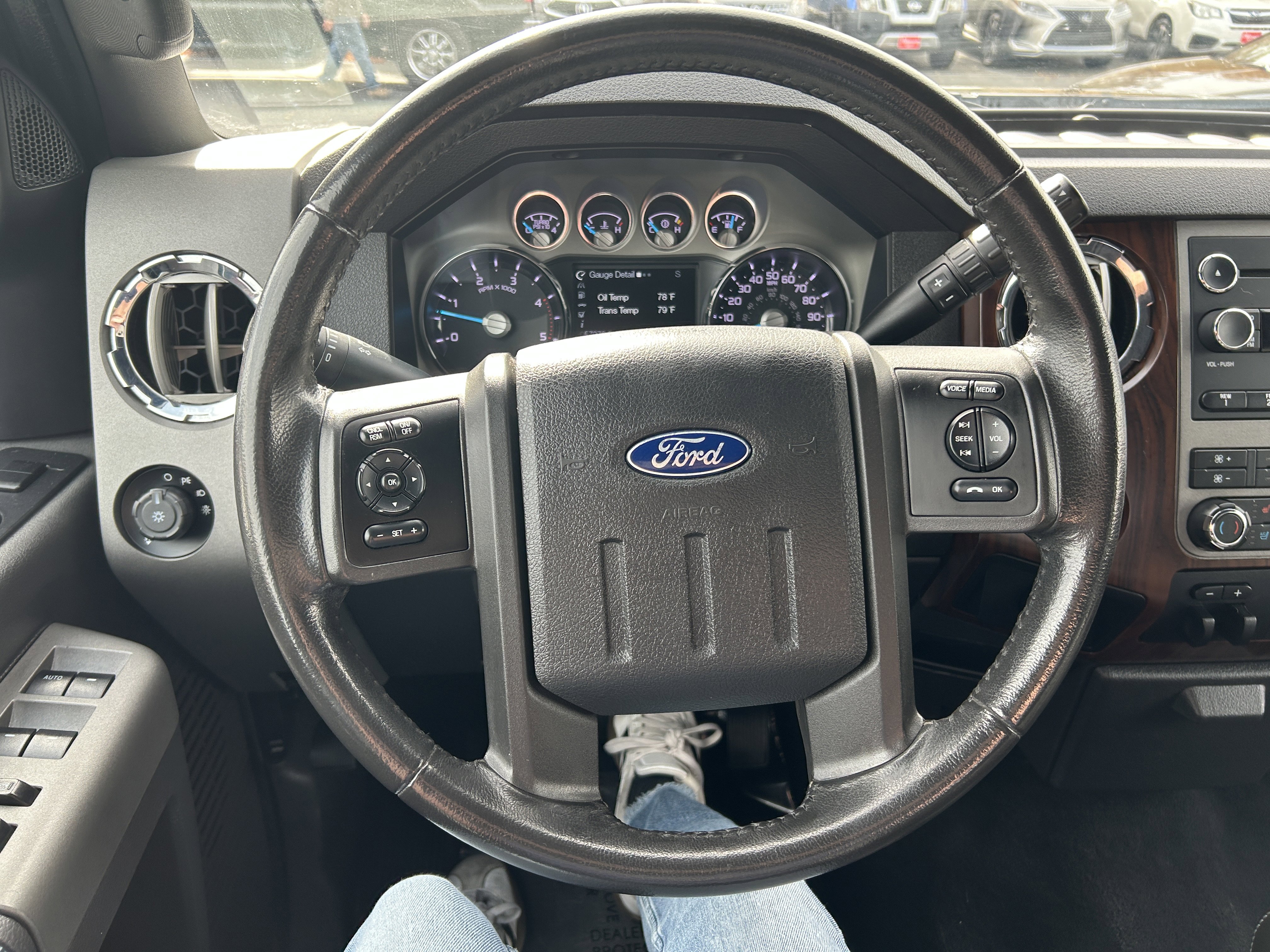Used 2012 Ford F350 Lariat w/ Lariat Interior Pkg image 6