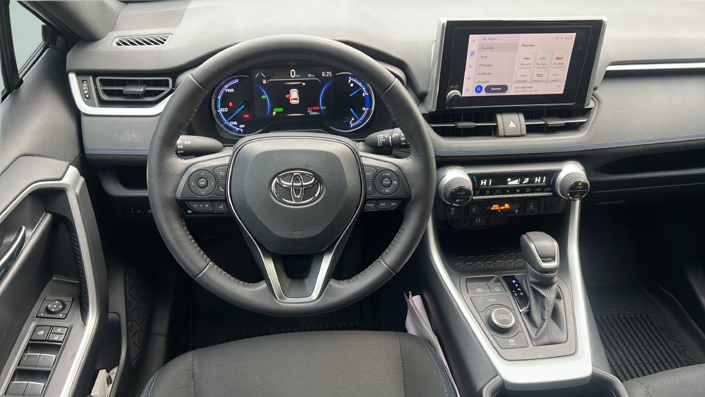 Certified 2024 Toyota RAV4 SE w/ Weather Package AWD/4WD image 12