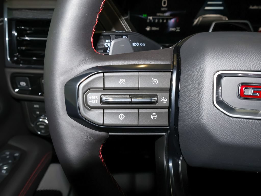 New 2026 GMC Yukon XL AT4 Ultimate AWD/4WD image 39