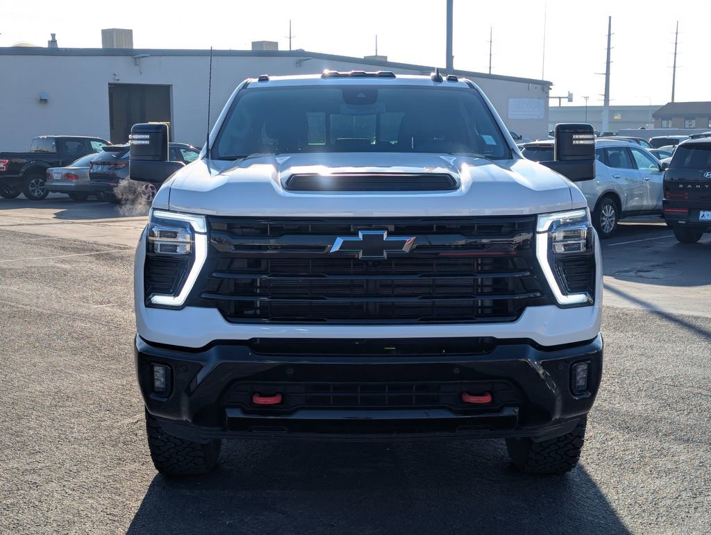 Used 2025 Chevrolet Silverado 3500 LT w/ Trail Boss Package image 10