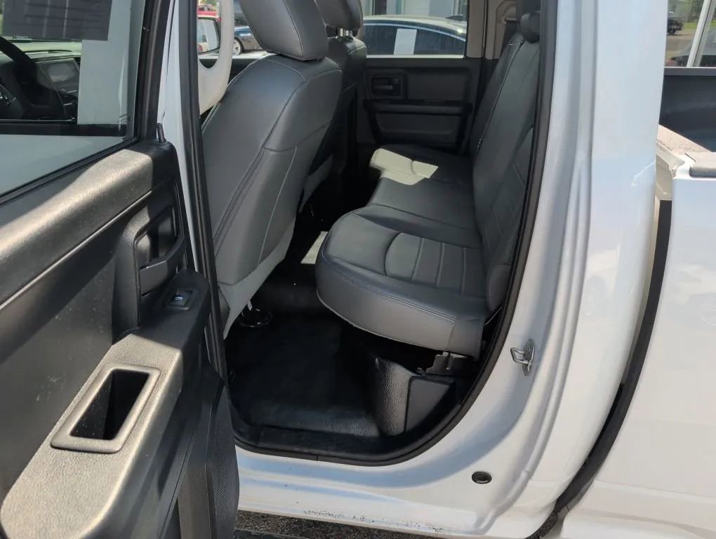 Used 2018 RAM 1500 Tradesman RWD image 23