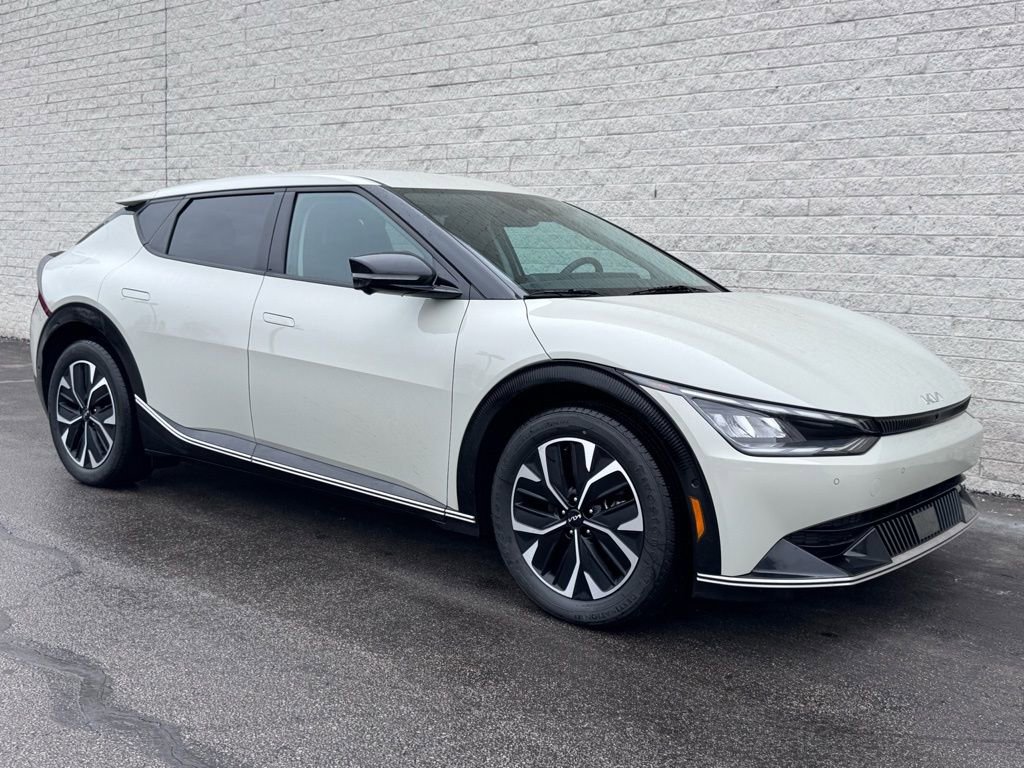 Used 2022 Kia EV6 Wind w/ Wind Technology Package AWD/4WD image 6