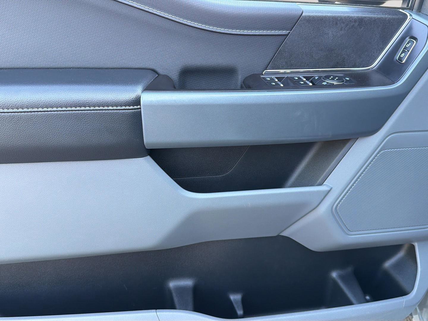 Used 2024 Ford F150 XLT w/ Mobile Office Package image 22