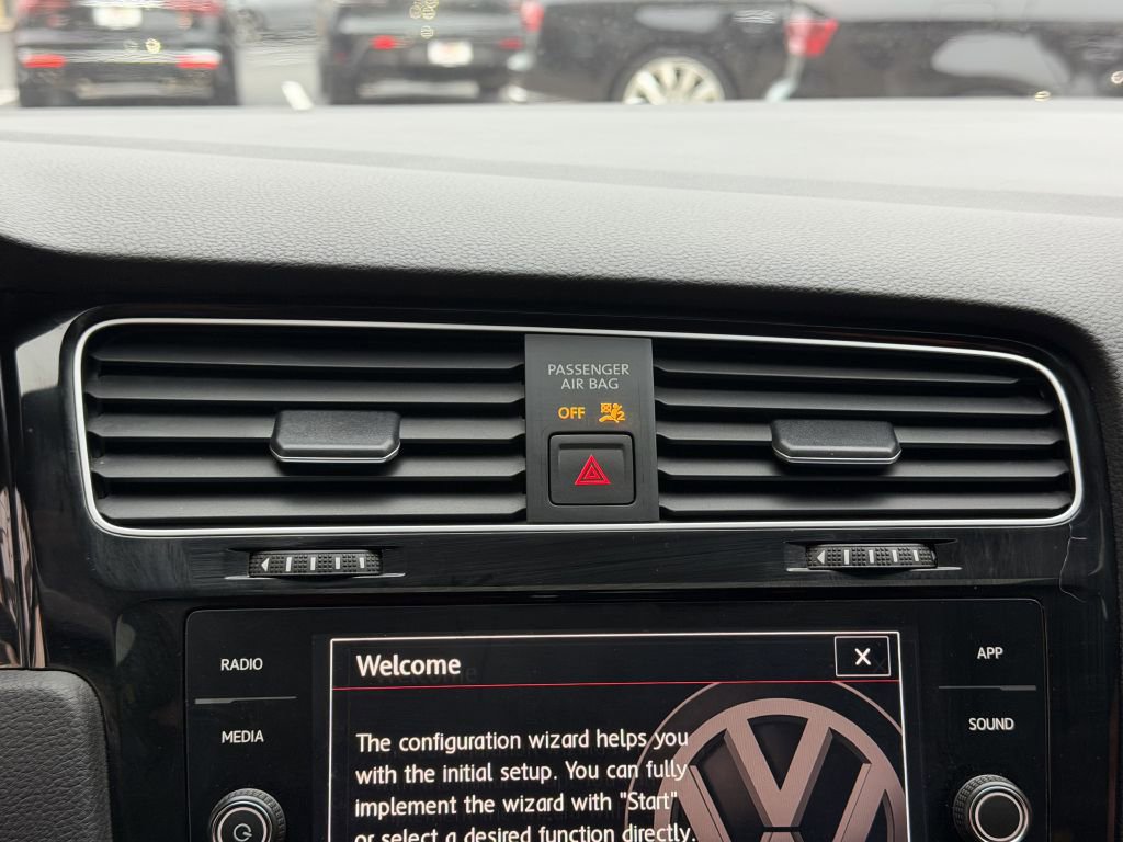 Used 2019 Volkswagen GTI SE w/ SE Experience Package image 38