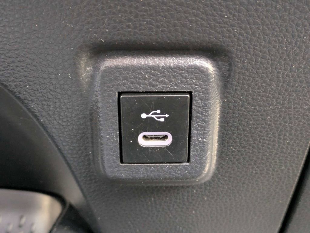 Used 2023 Toyota Corolla SE image 26