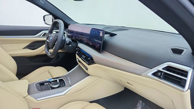 Used 2025 BMW i4 eDrive40 w/ Premium Package image 20