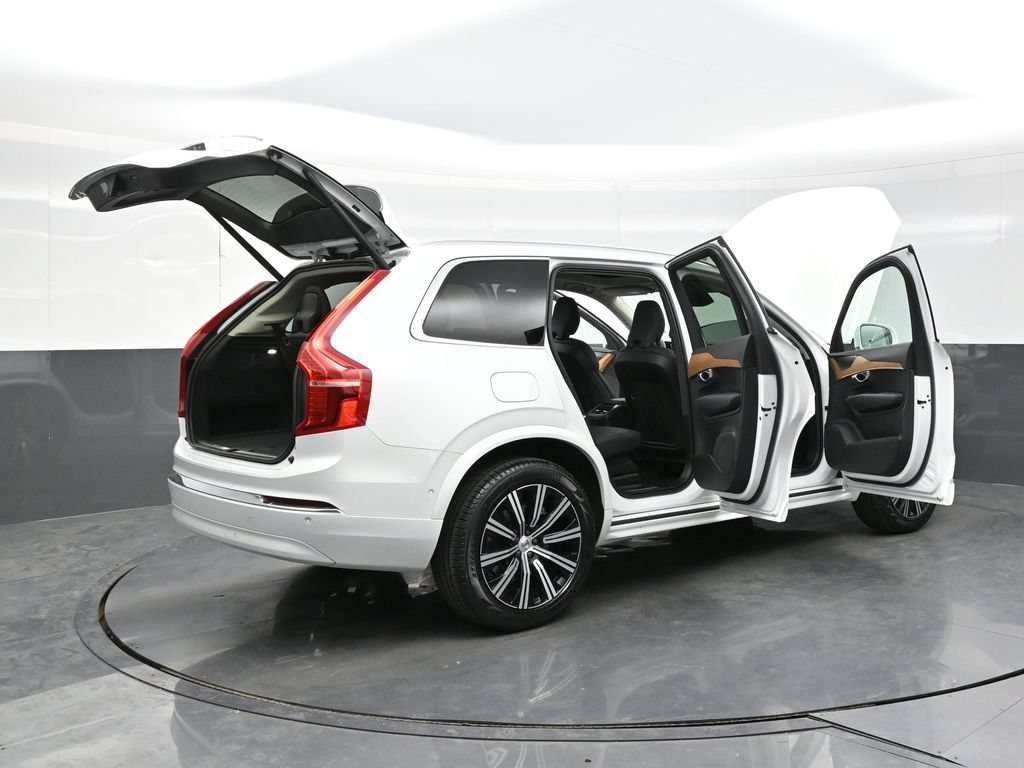 Used 2023 Volvo XC90 B6 Plus AWD/4WD image 47
