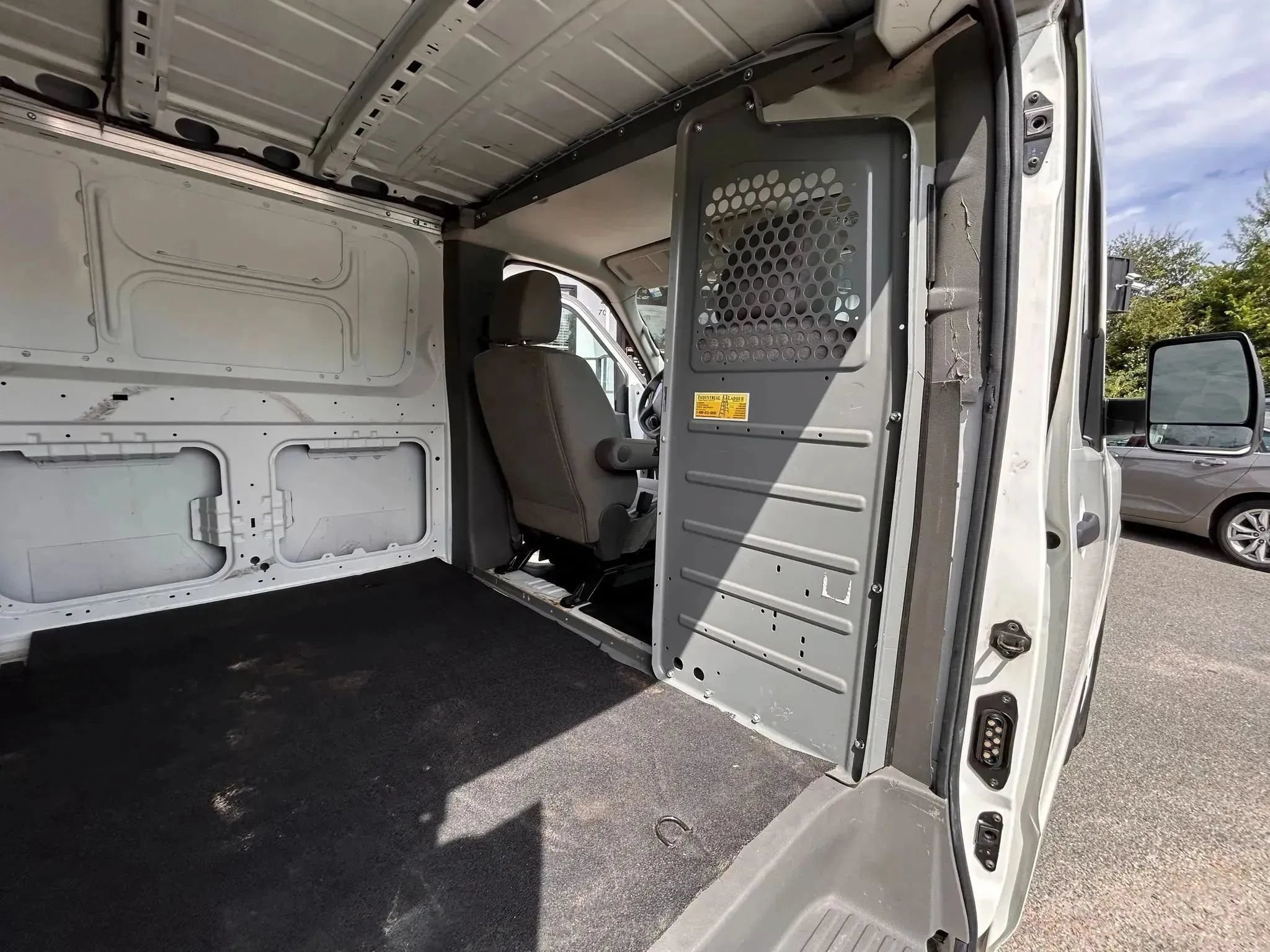 Used 2016 Nissan NV 2500 S w/ Power Package RWD image 26