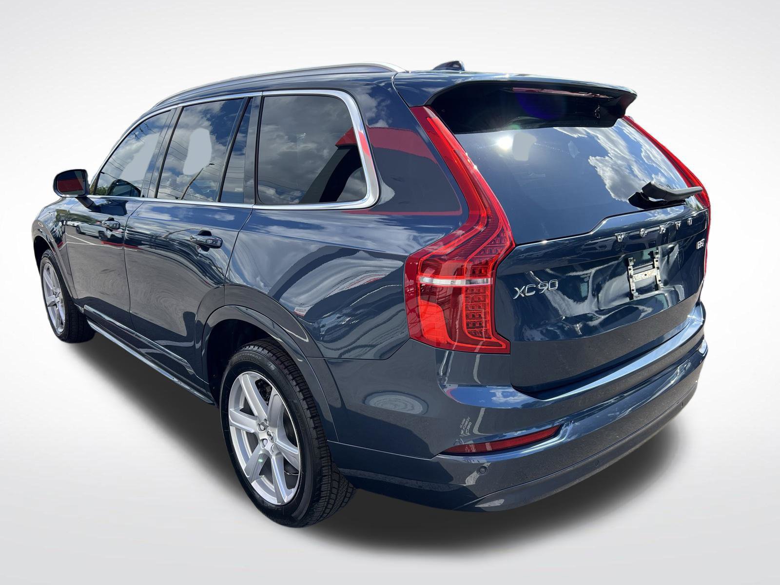 Used 2023 Volvo XC90 B5 Core AWD/4WD image 5