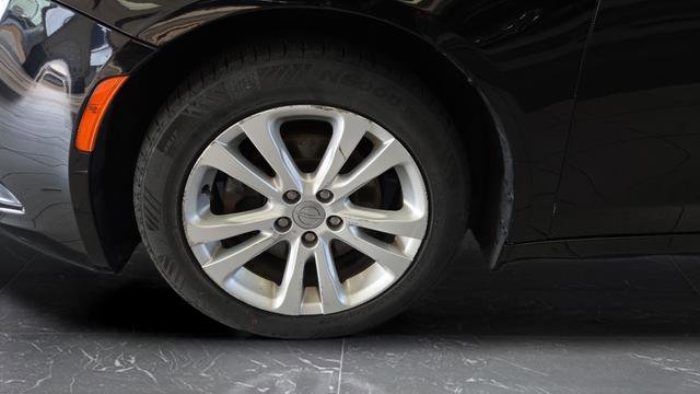 Used 2015 Chrysler 200 Limited w/ Convenience Group FWD image 32