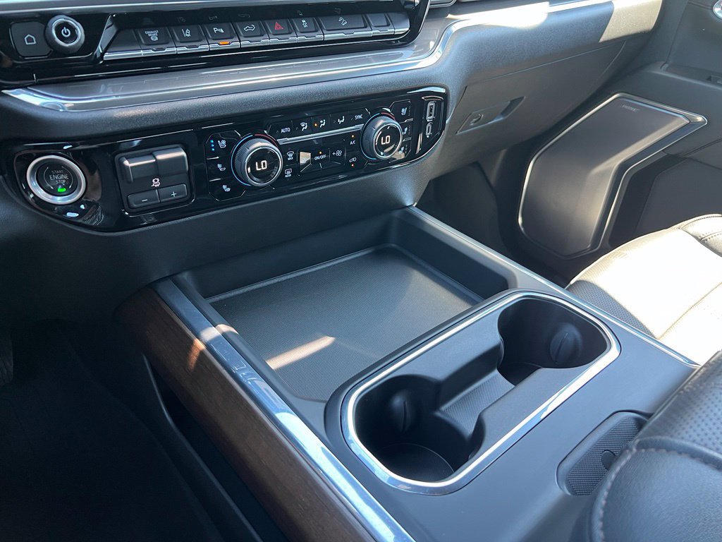 Used 2024 Chevrolet Silverado 3500 High Country w/ High Country Premium Package AWD/4WD image 35