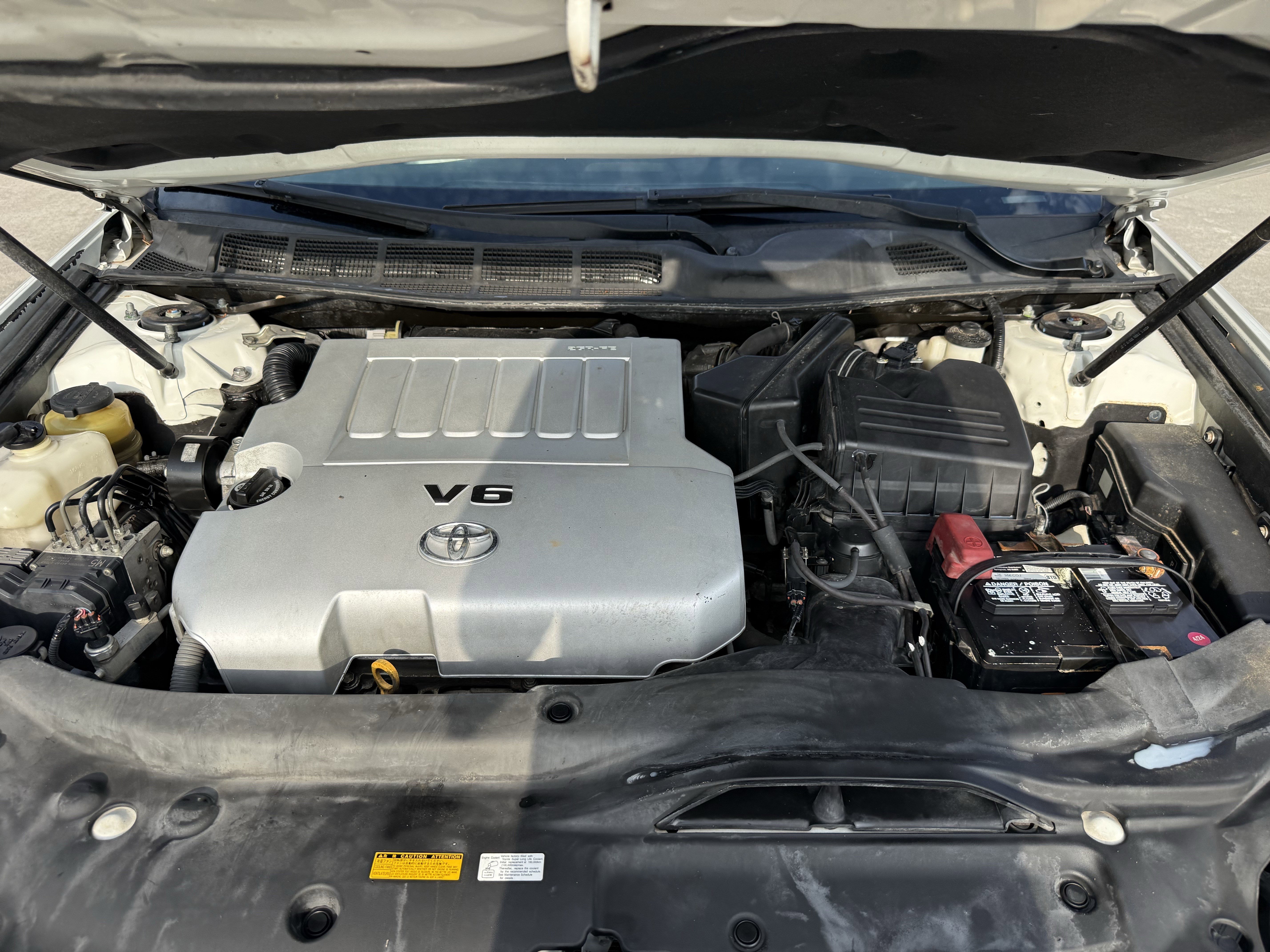 Used 2012 Toyota Avalon Limited image 35