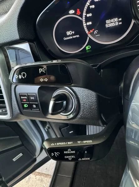 Used 2019 Porsche Cayenne AWD/4WD image 47