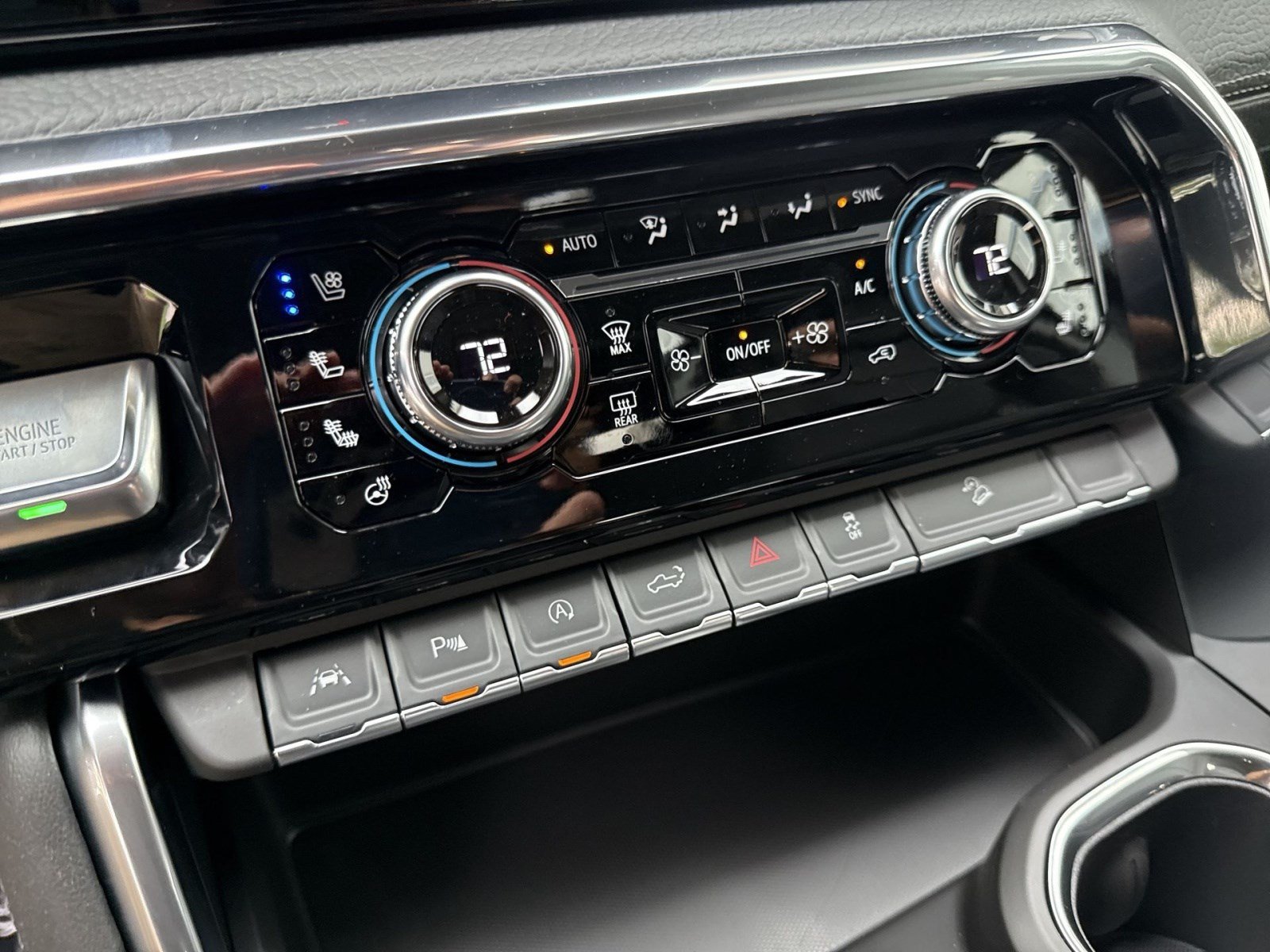 New 2026 GMC Sierra 1500 Denali AWD/4WD image 16