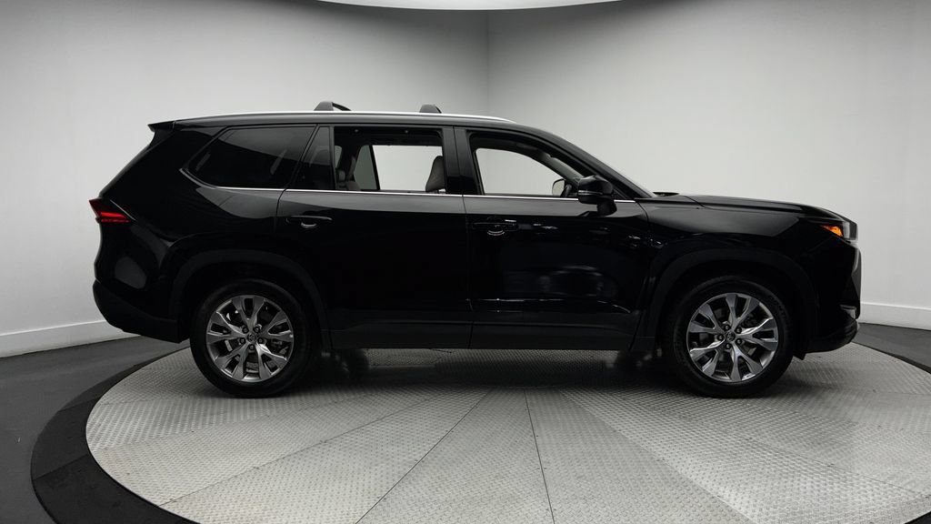 Used 2024 Toyota Grand Highlander AWD image 43