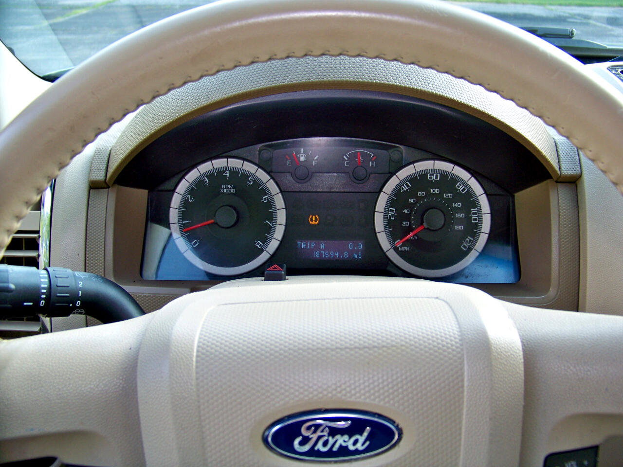 Used 2009 Ford Escape Limited AWD/4WD image 22