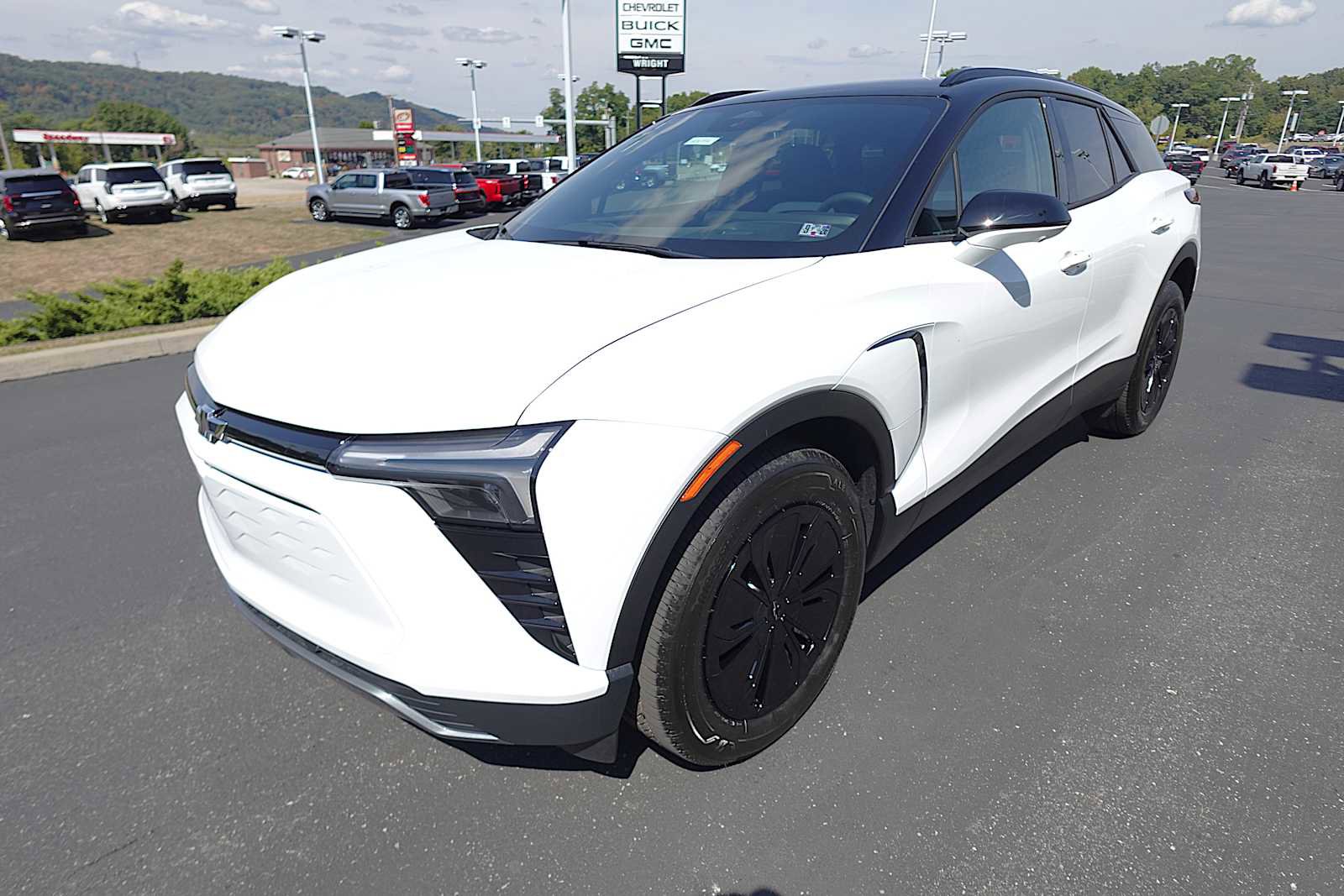 New 2026 Chevrolet Blazer EV LT image 7